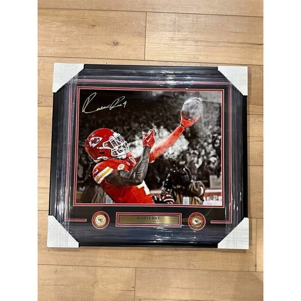 Rashee Rice signed autographed Kansas City Chiefs 16x20 Photo Framed Beckett